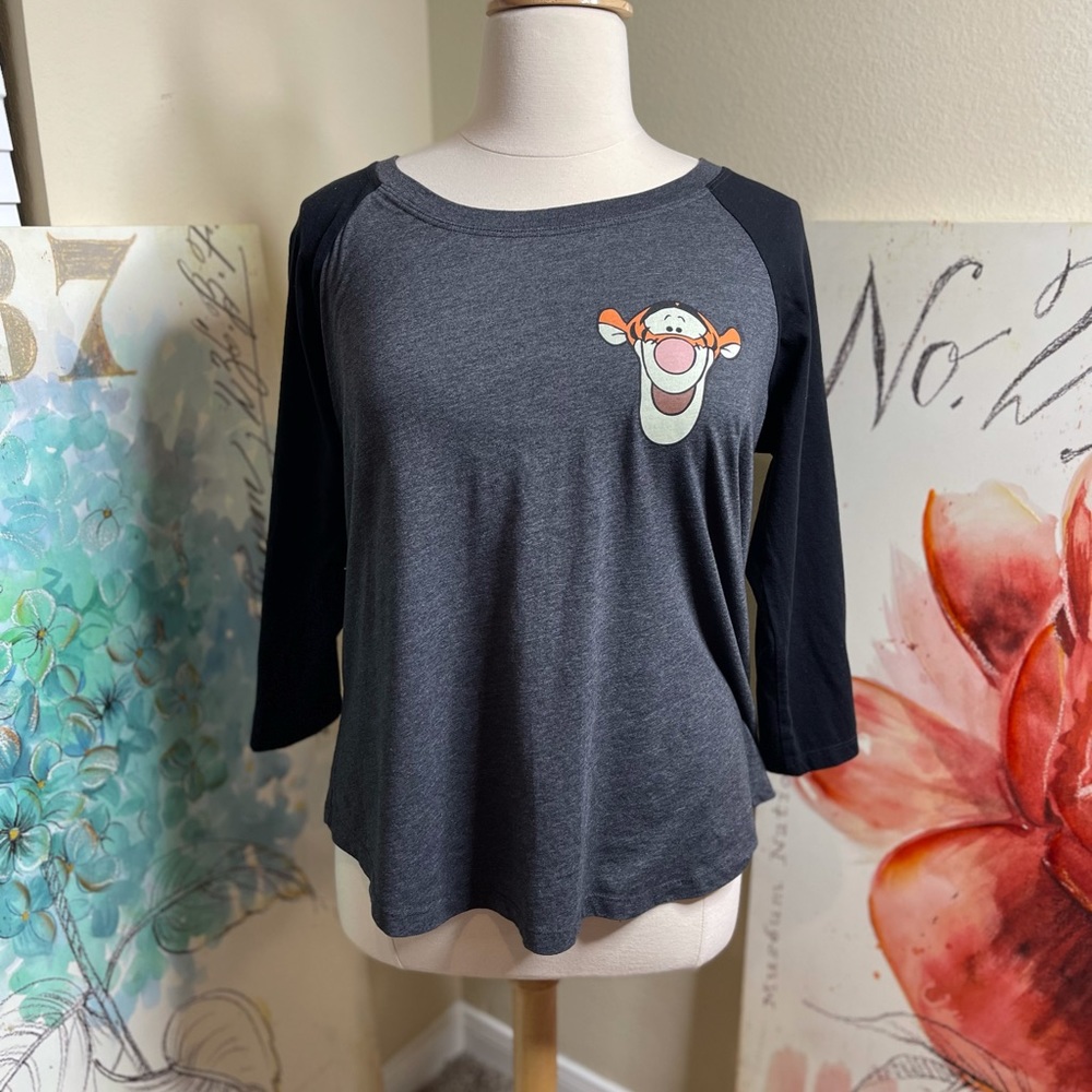 EUC Torrid Tigger Raglan Tee Size 00 or M/L